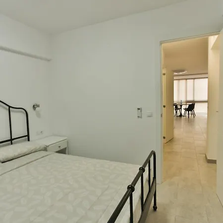 Apartamento El Amboto Sin Ascensor Cuarta Planta Benidorm